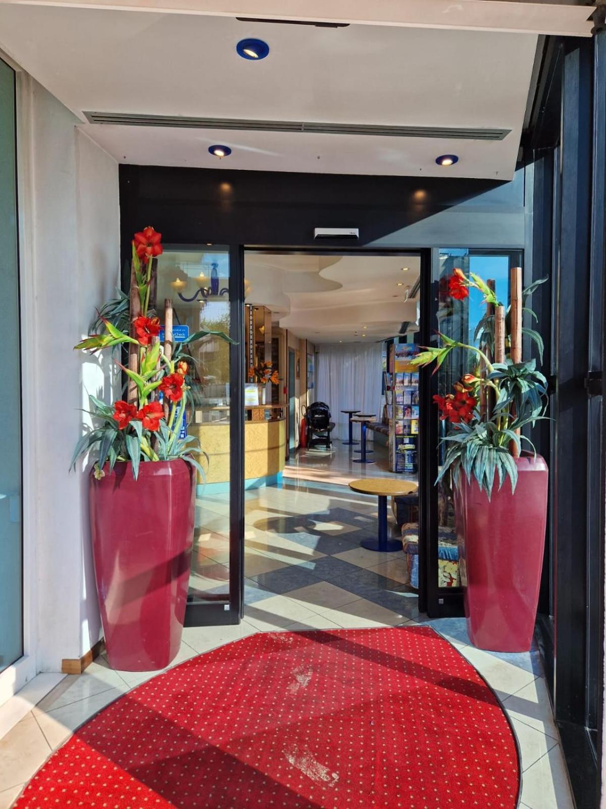 Hotel Soleblu Rimini Exterior foto
